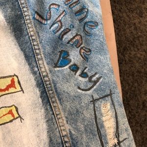 The most amazing painted jeans jacket ever!!!